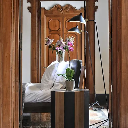 Farini 26 לינה וארוחת בוקר